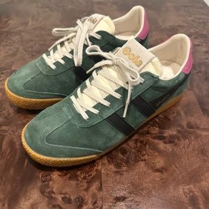 Gola Elan Sneaker Evergreen/Fushcia/Black Size 9.5